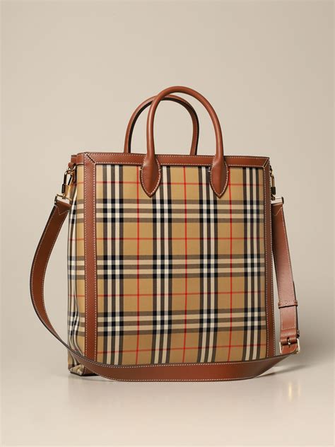 burberry handbags designer.